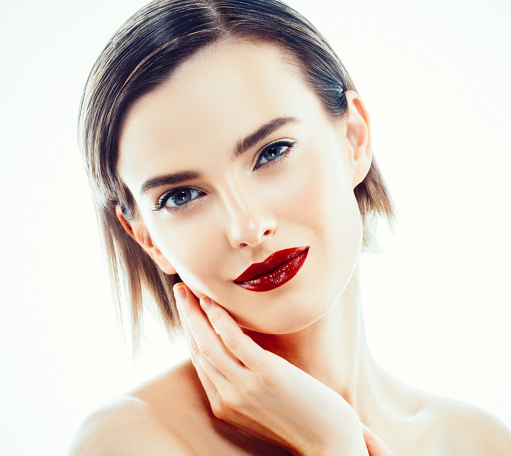 ruj rosu machiaj clasic