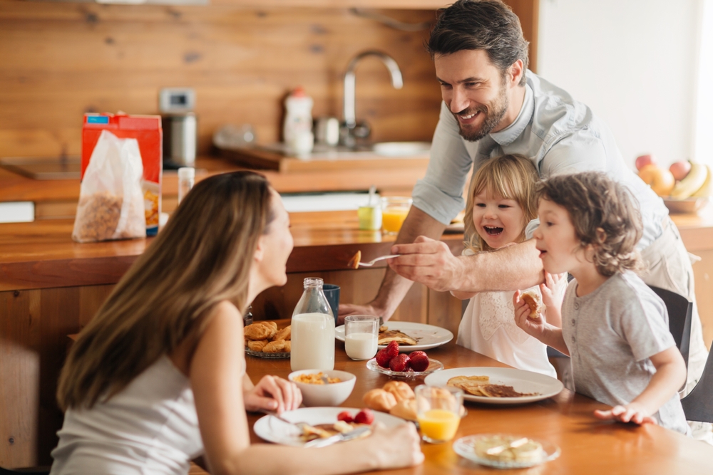 parenting: cum inveti copilul sa isi ceara scuze