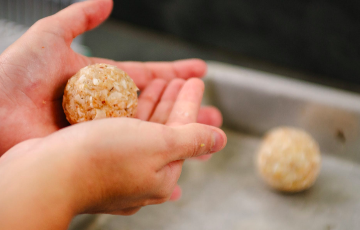reteta chiftele invelite in susan la cuptor