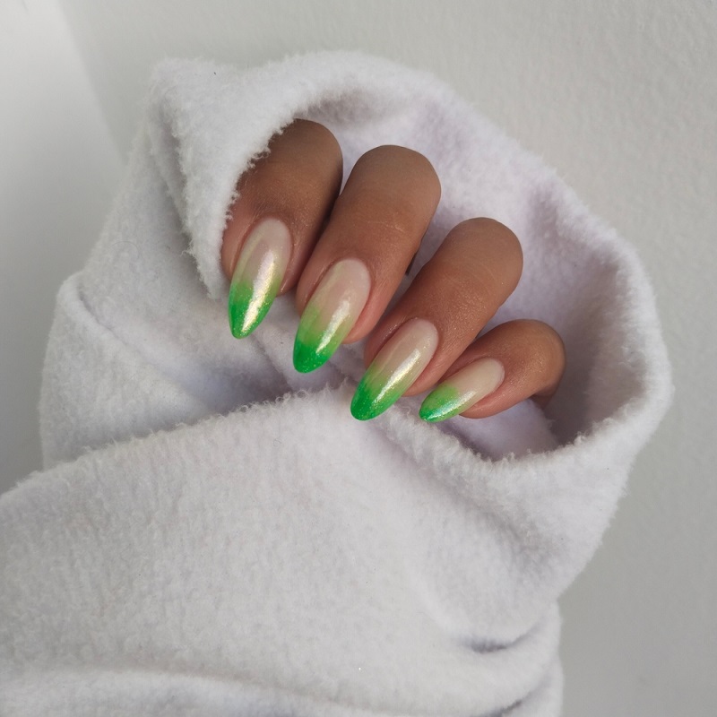 french green mani