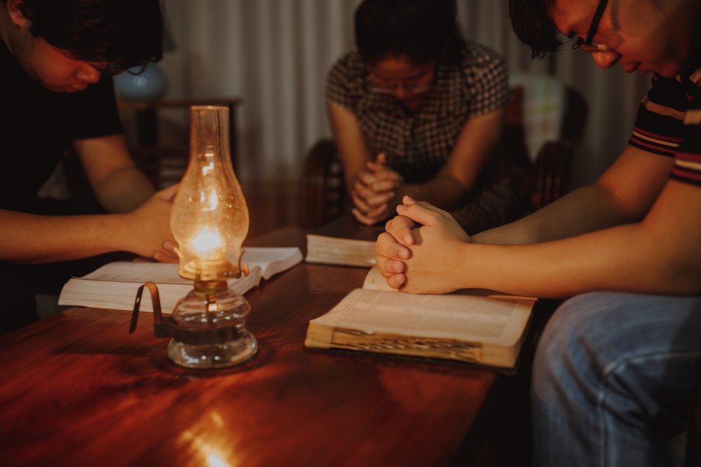 rugaciune de seara in familie