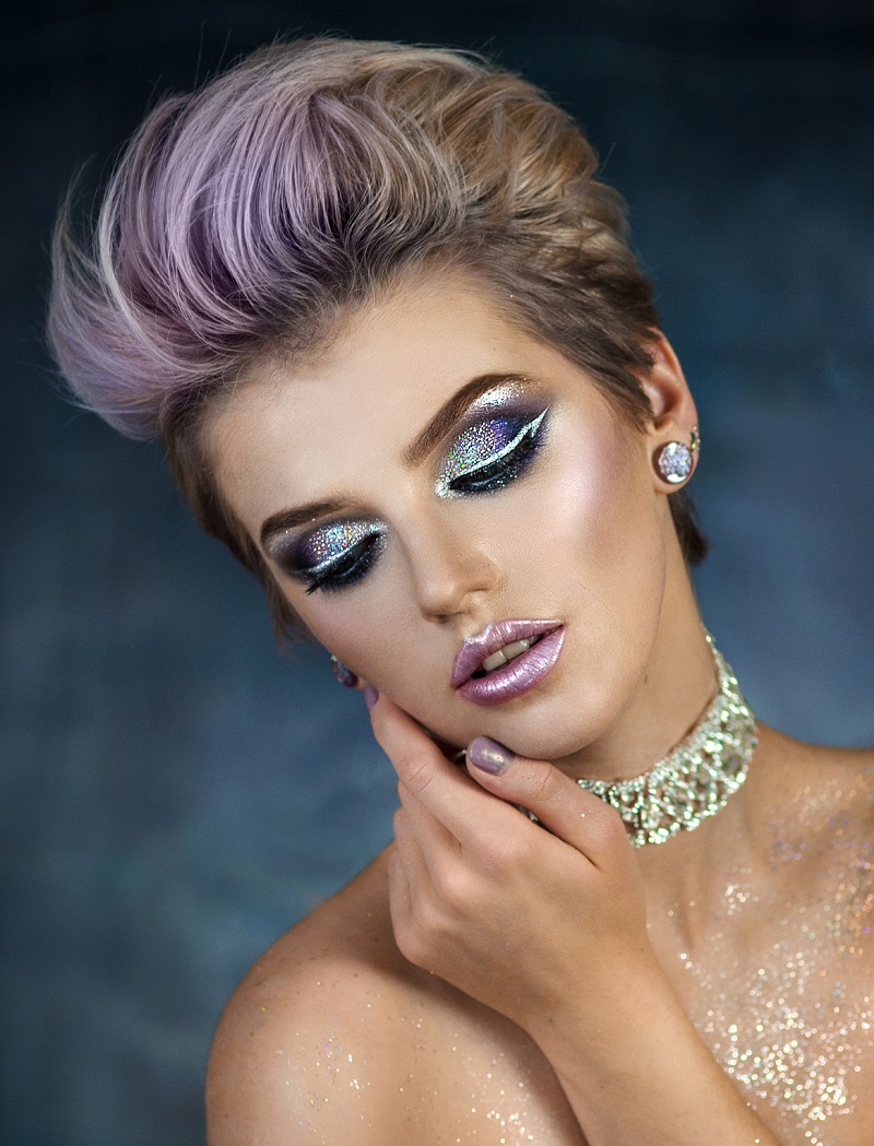 machiaj cu glitter pentru Revelion