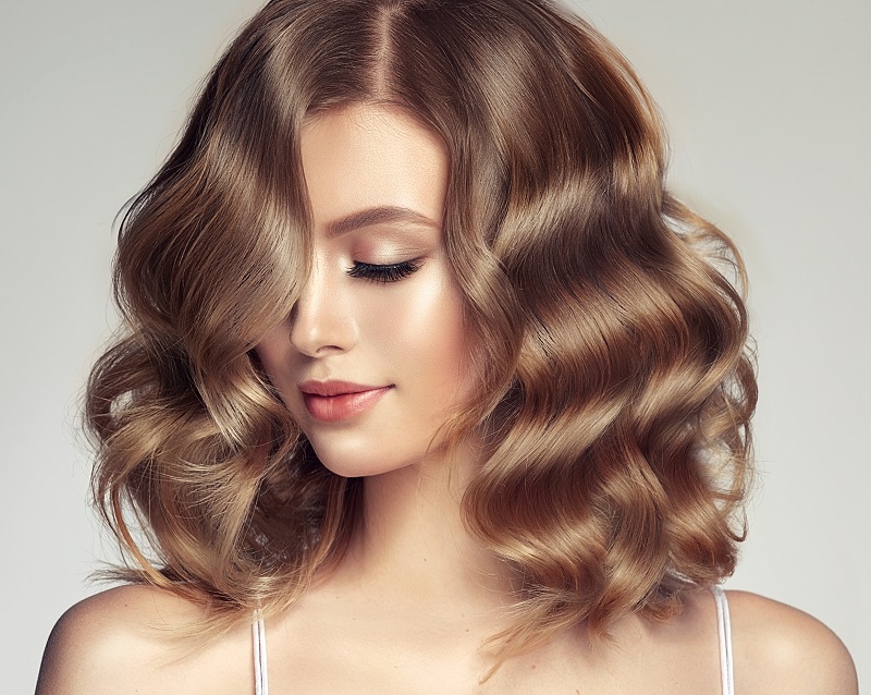 coafuri cu bucle lejere