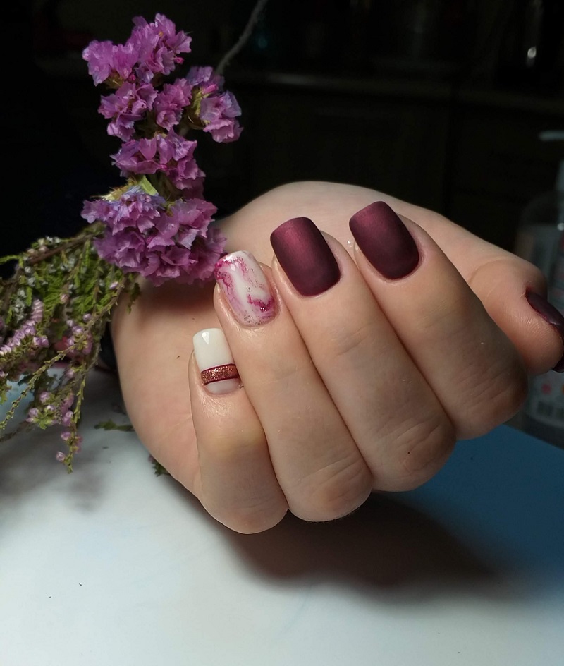 manichiura marmorata