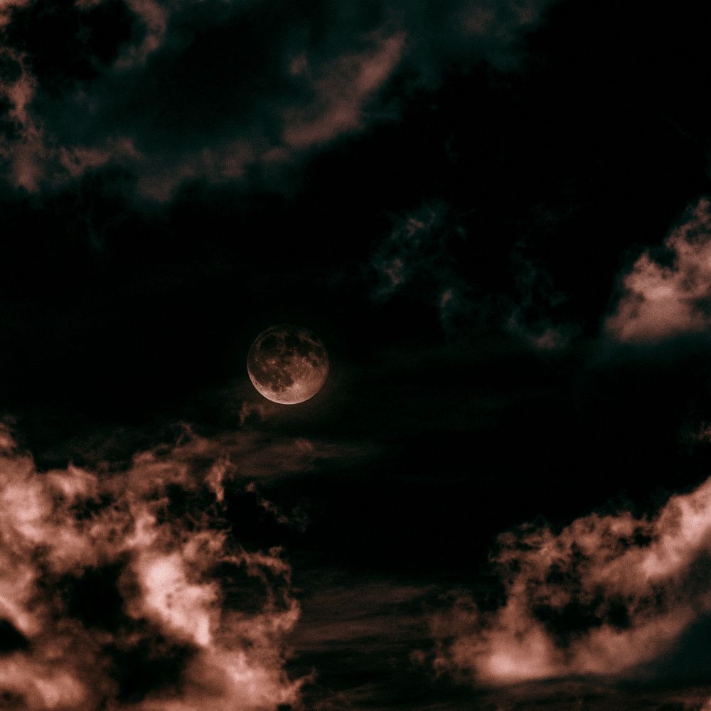 Eclipsa de lună în Pești, 28 august