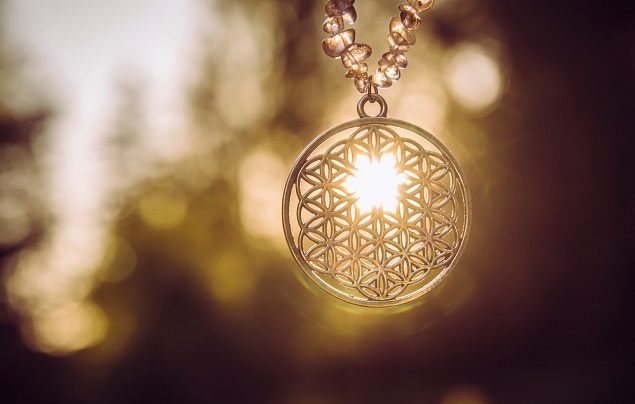 pandantiv floarea vietii