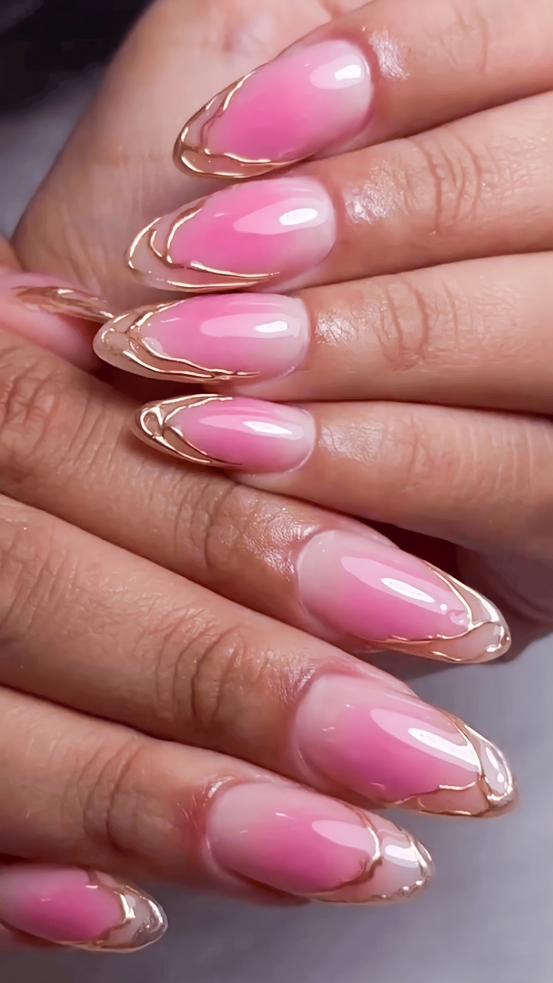 manichiura roz cromata