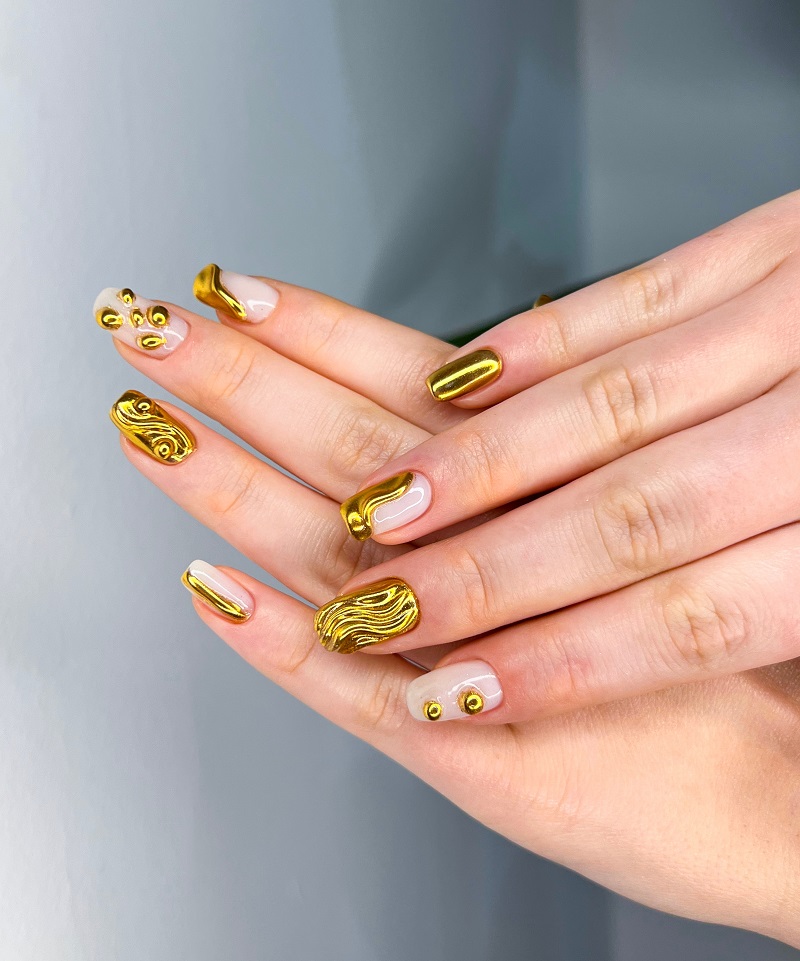 manichiura golden cromata