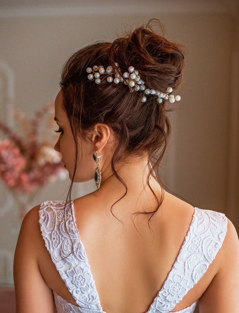 coafura de mireasa cu perle