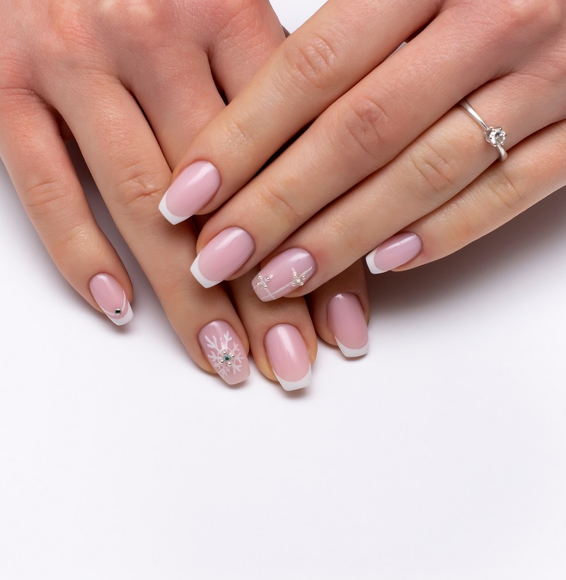 french mani cu fulgi de zapada