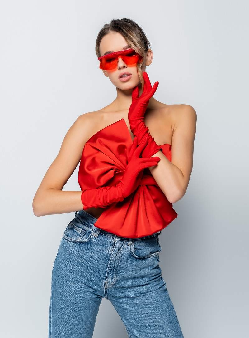 manusi lungi de gala