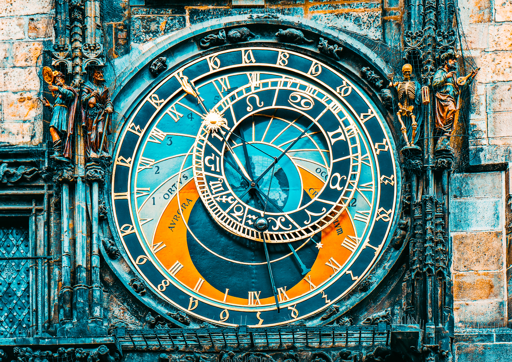 orele fixe semnificatie in numerologie si spiritualitate