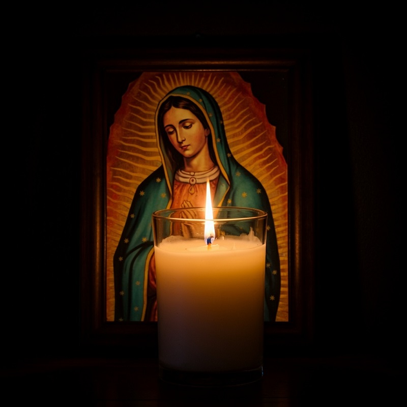 acatistul Acoperamantului Maicii Domnului pentru liniste