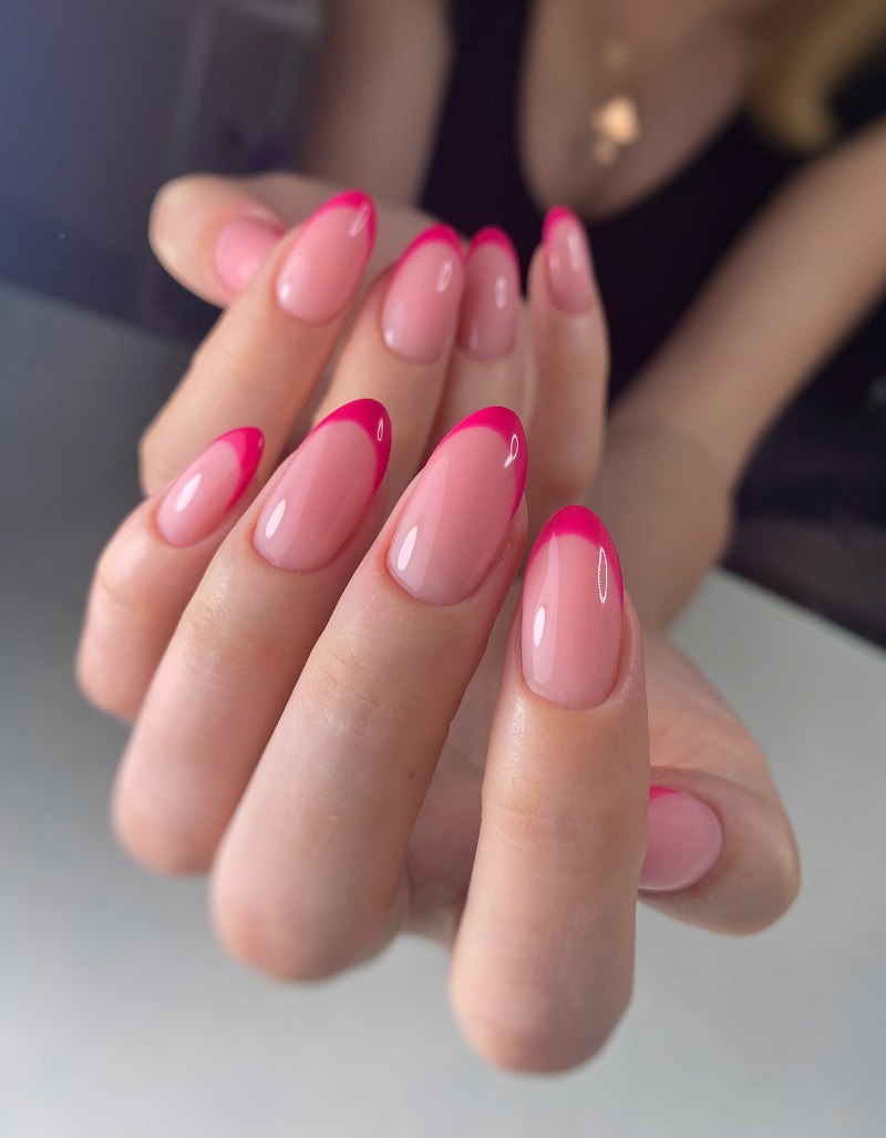 manichiura french Barbie