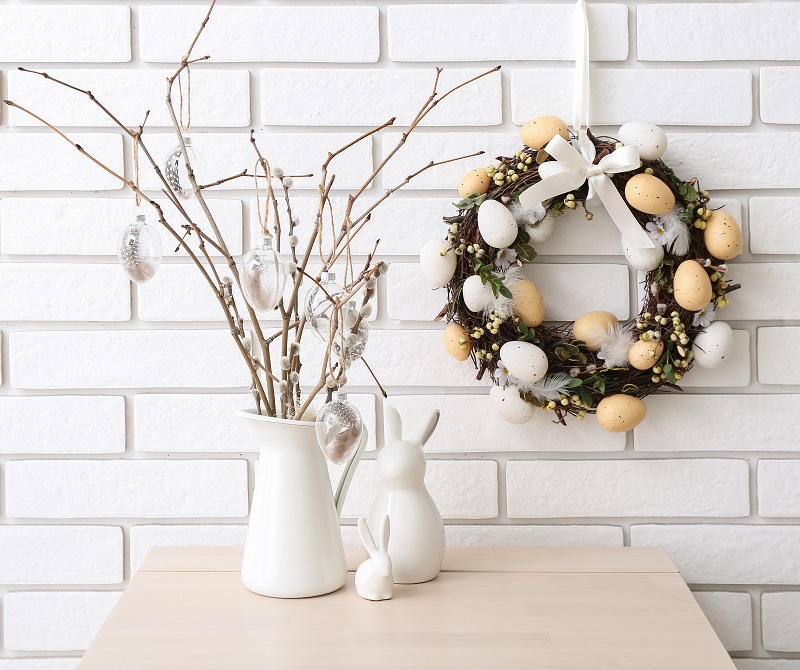 coronita de Paste cu oua albe