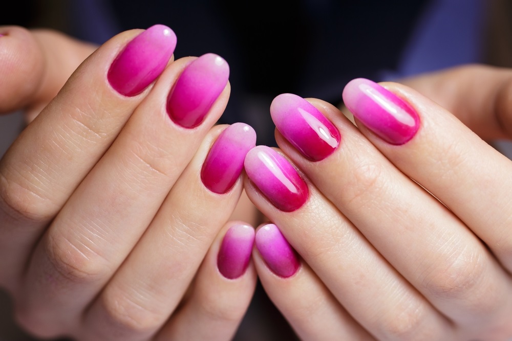 manichiura in stil barbie
