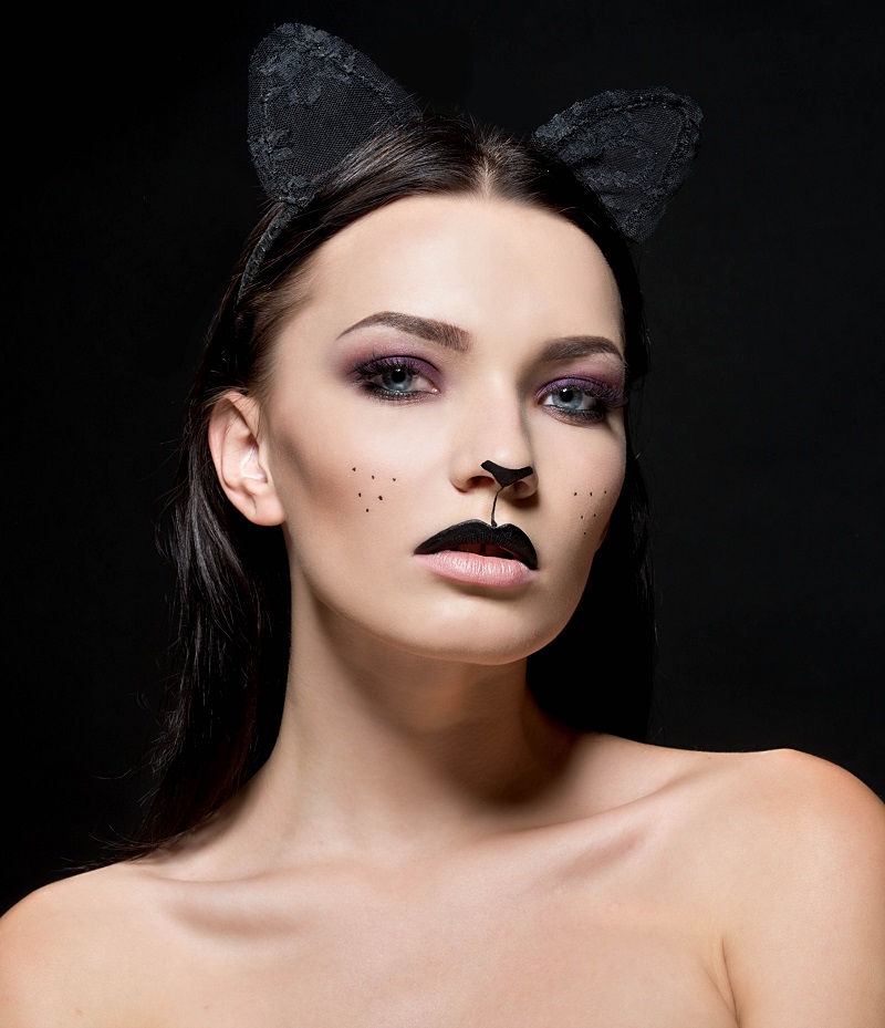 femeia pisica machiaj Halloween