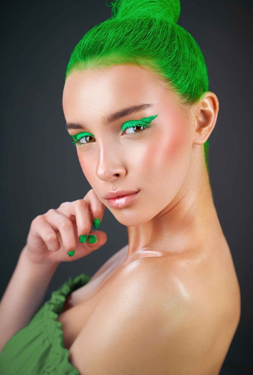 machiaj de seara colorat