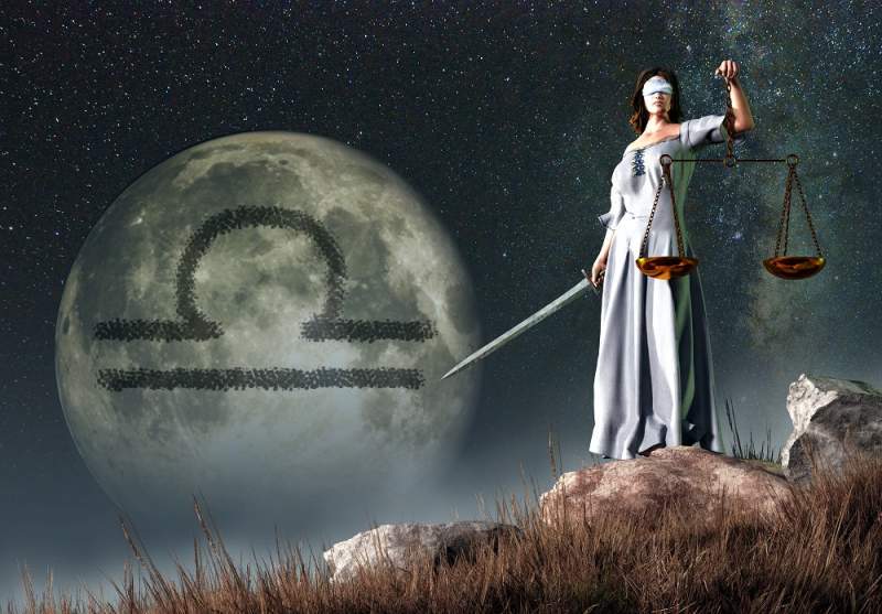 luna plina in balanta