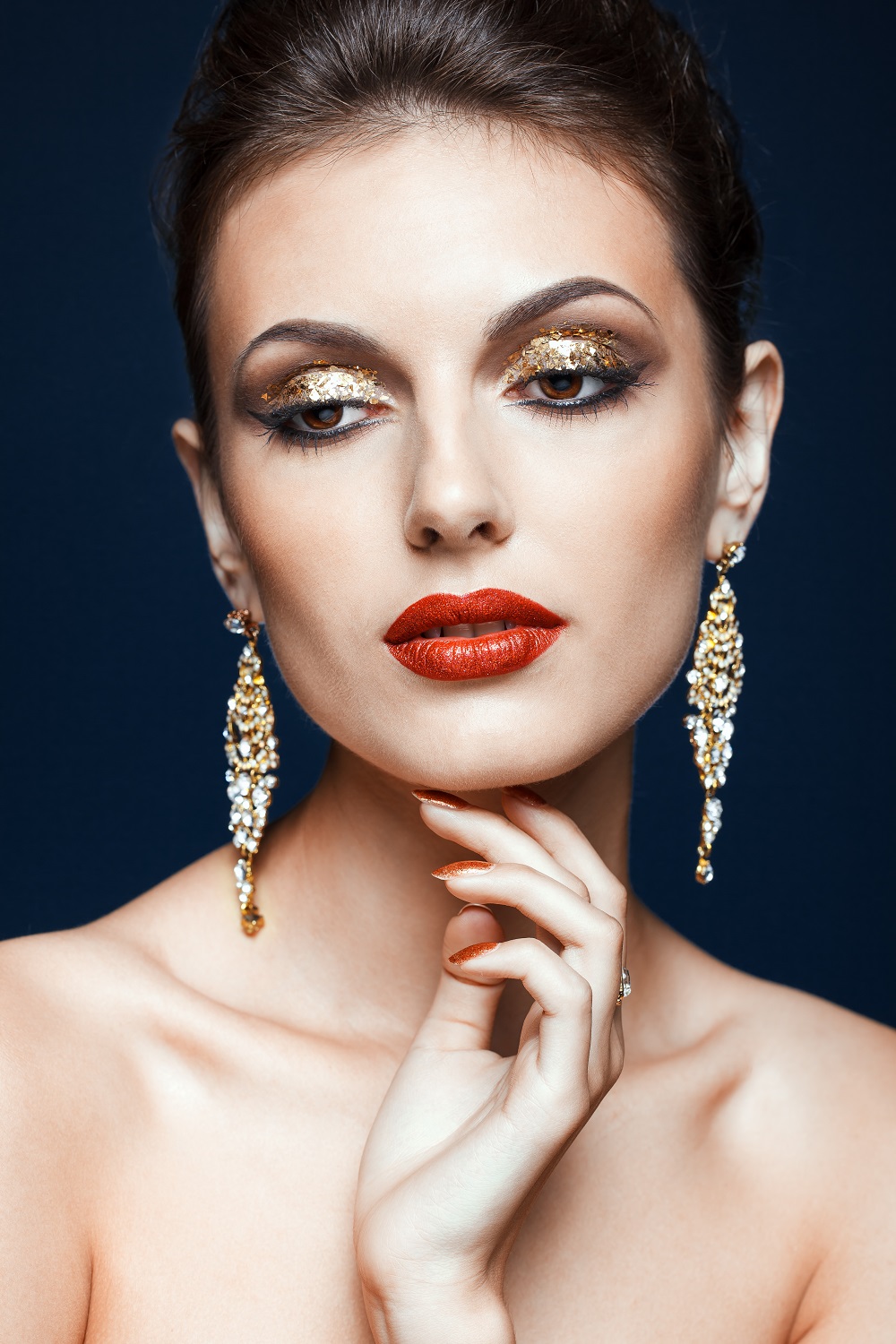 machiaj de seara cu glitter