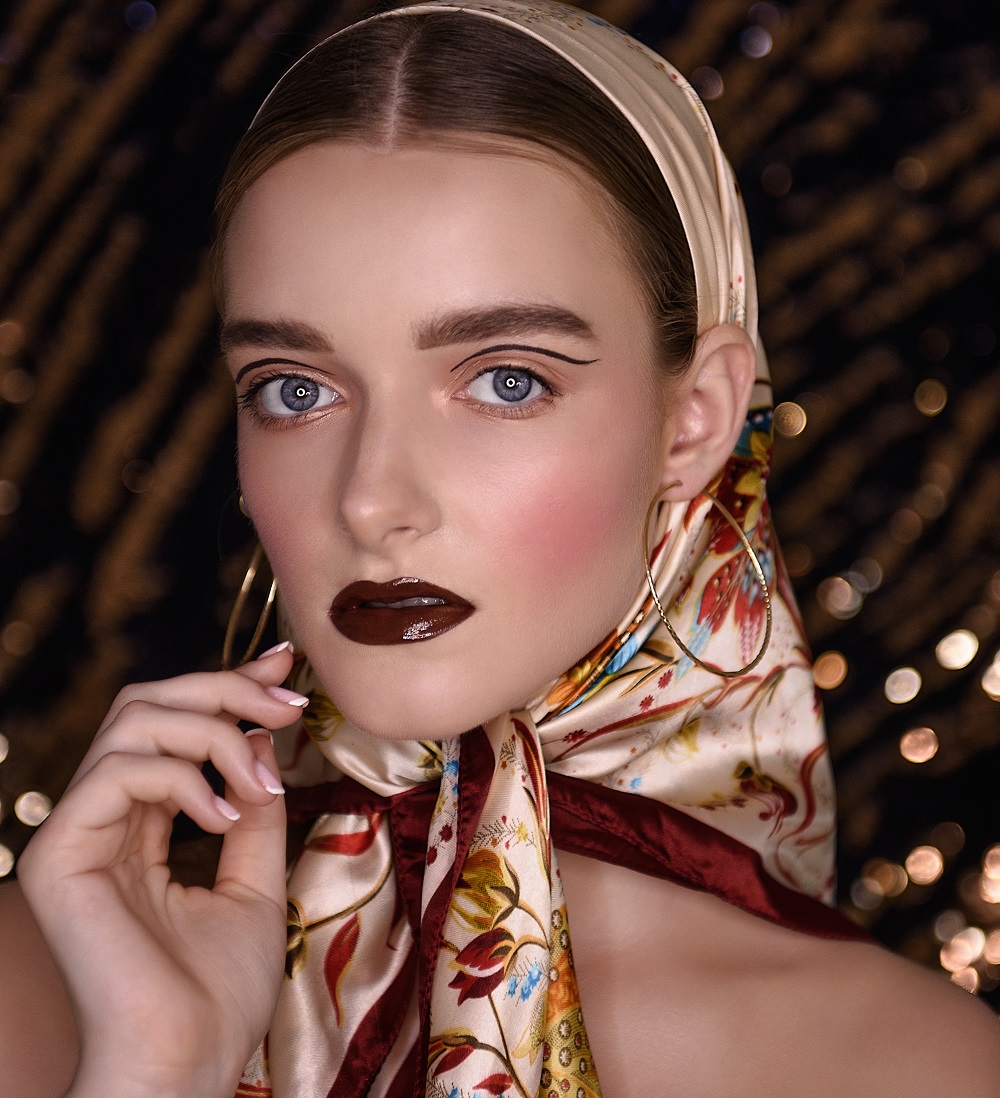 machiaj modern cu eyeliner