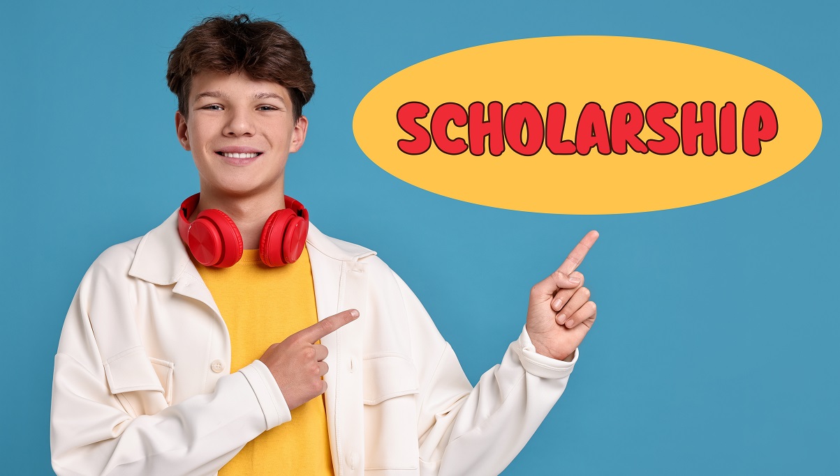 Coaliția pentru Educație cere menținerea burselor sociale pe timpul vacanței de vară