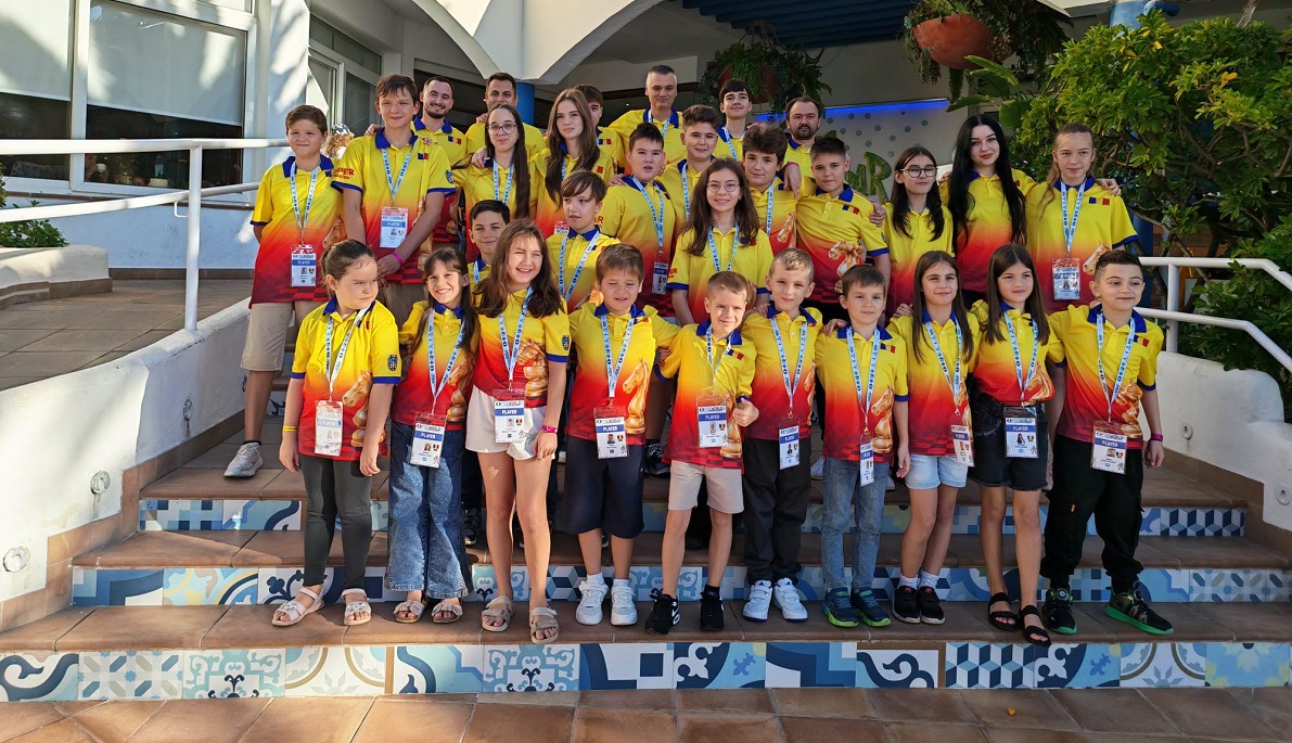 Delegația României participă la Campionatele Mondiale FIDE de șah pentru juniori, în Spania