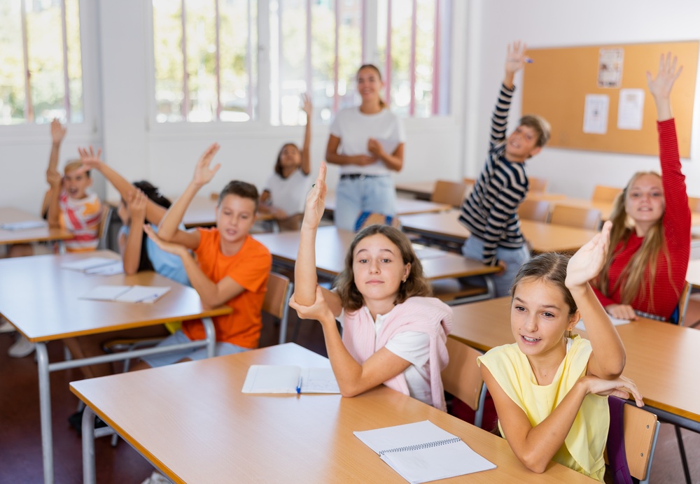 Descentralizarea școlilor și reducerea birocrației, priorități anunțate de noul ministru al Educației