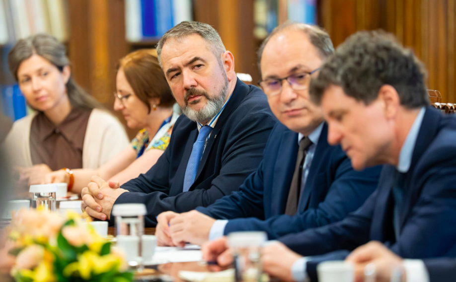 Sorin Costreie și Sorin Ionescu, audiați în Parlament pentru conducerea Ministerului Educației