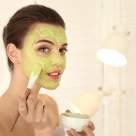 Masca cu avocado, secretul natural pentru o piele fermă, moale și radiantă. Cum acționează ca un botox 