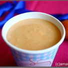 Smoothie cu caise, banane si unt de arahide 