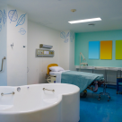 Nașterea în apă – beneficii și contraindicații