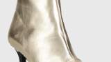 Botine Tommy Hilfiger în nuanță de auriu, cu toc cui stil kitten și interior fabricat din bumbac organic