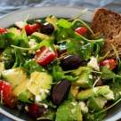 Mese ușoare și echilibrate: ce să mănânci seara pentru a te simți bine