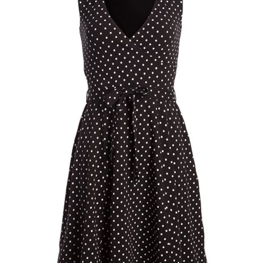 Rochie evazata cu buline