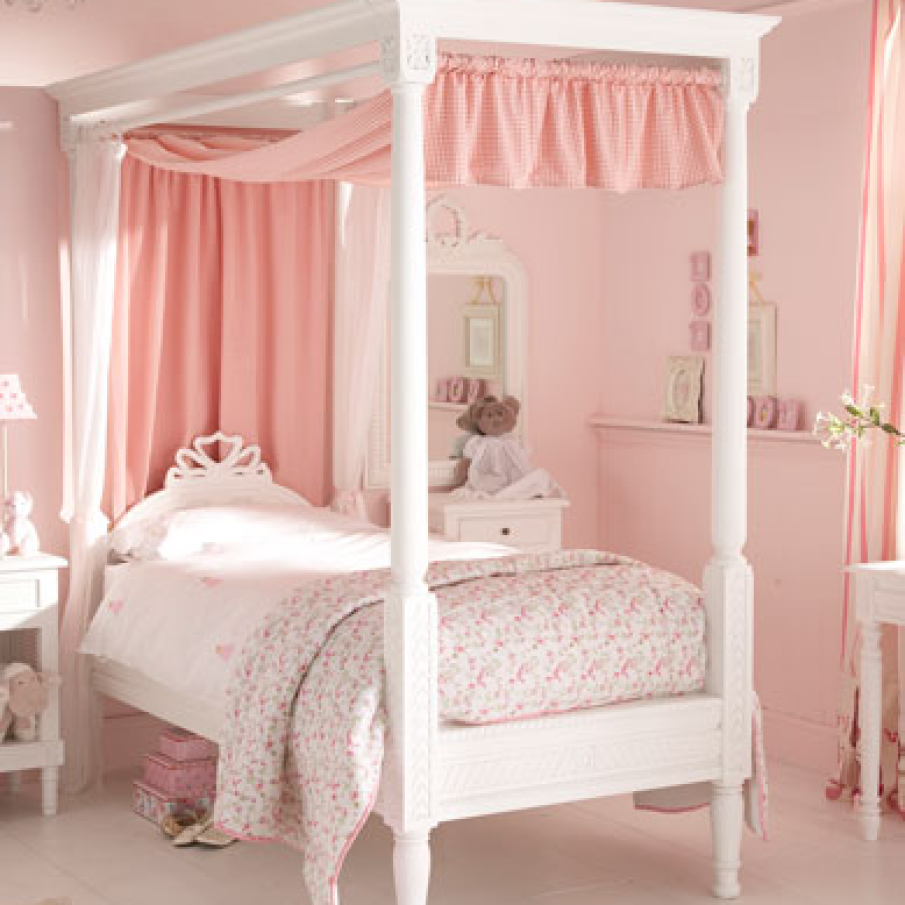 Rozuri pale si nuante pastelate pentru fete