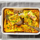 Omletă la cuptor - un mic dejun sățios, gustos chiar și rece, cu legume proaspete de vară