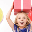 Cadouri pentru elevi: 8 jocuri provocatoare