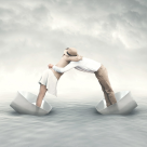 Numerologie: APRILIE 2023 – O lună extraordinară pentru a ne echilibra relațiile! Energia lui 2 este mai puternică ca niciodată