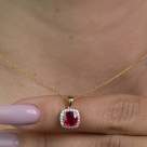 Accesorii elegante care pun în valoare frumusețea naturală