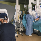 Hernie inghinală de mari dimensiuni, operată cu ”robotul” daVinci Xi