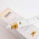 Menține conturul ochilor tonic și luminos!