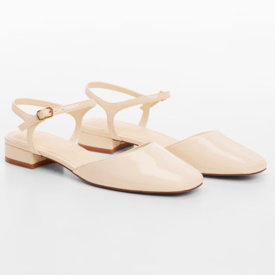 Pantofi slingback cu toc foarte mic cu efect de piele lăcuita, în nuanță de alb fildeș