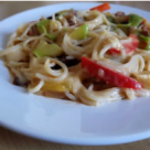 Spaghetti cu legume si afumatura 
