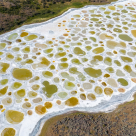 Lacul Pătat -Secretul lacului sacru care se sparge în cercuri ireale. Nu seamănă cu niciun alt loc de pe Pământ...
