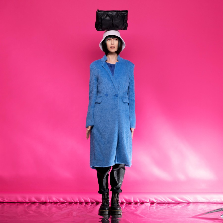 Isa Iulia - redMelon