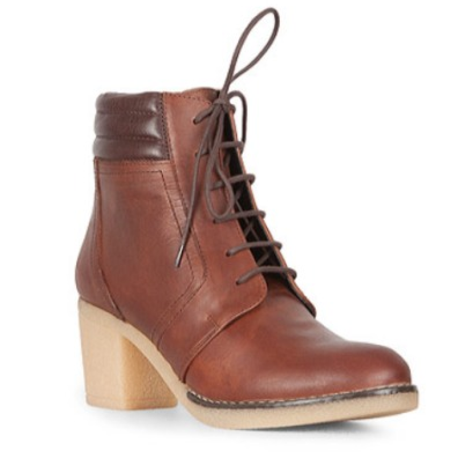 Ghete cu talpa turnata