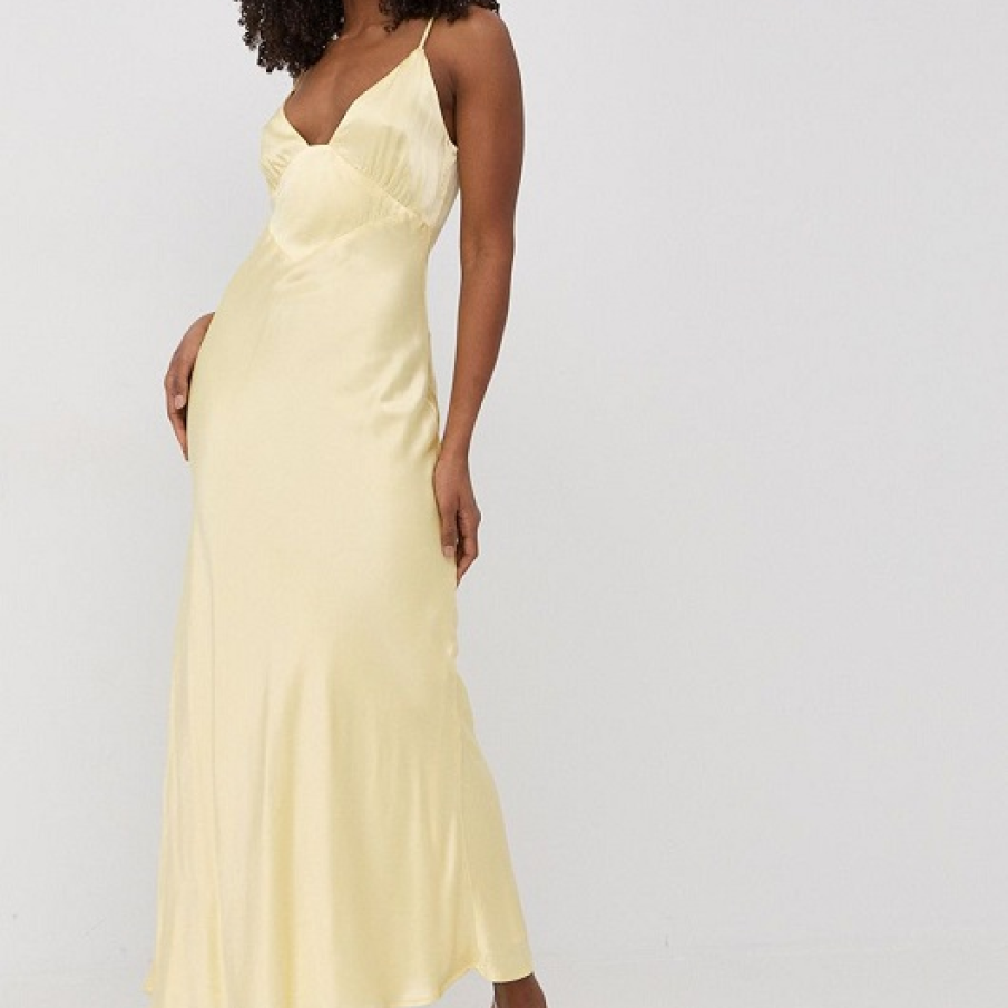 Galben de culoarea untului 