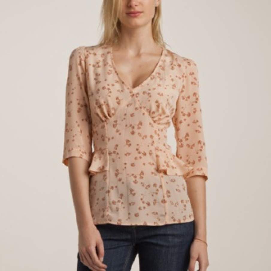 Bluza cu volane romantica