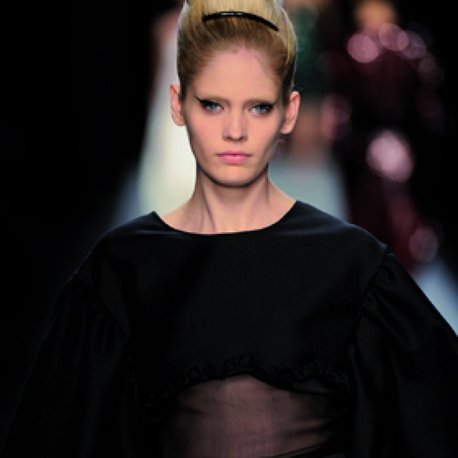 Par pieptanat pe spate